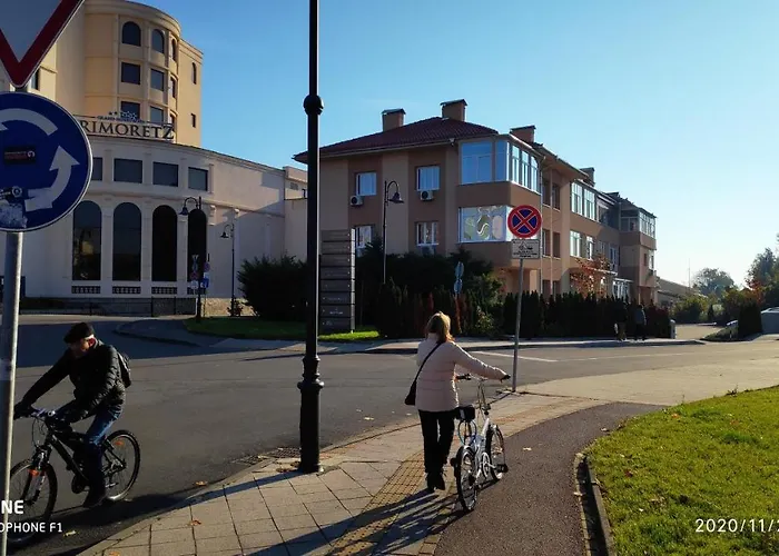 Unique Location With Parking Appartamento Burgas