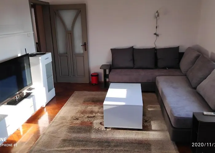 Unique Location With Parking Appartamento