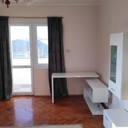 Lejlighed Unique Location With Parking *