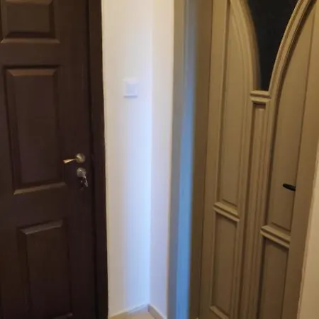 Unique Location With Parking Appartamento Burgas