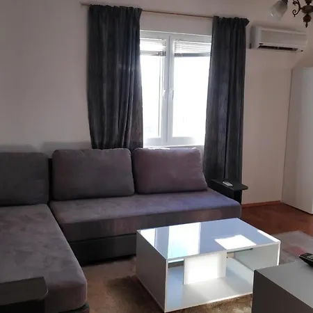 Lejlighed Unique Location With Parking *