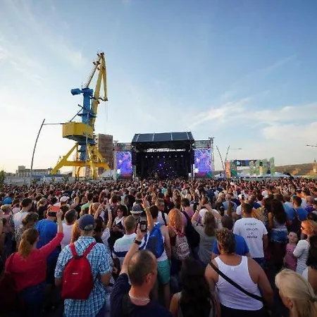 Unique Location With Parking Lejlighed Burgas City